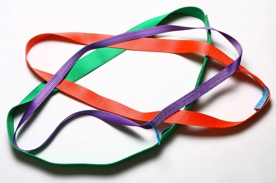 Zertifizierte Polyester-Streifen-Schleifen-Flachschleifen-Schleifen für das Heben von Krähen mit Zugprüfbescheinigung vor Lieferung
