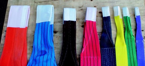 Zertifizierte Polyester-Streifen-Schleifen-Flachschleifen-Schleifen für das Heben von Krähen mit Zugprüfbescheinigung vor Lieferung